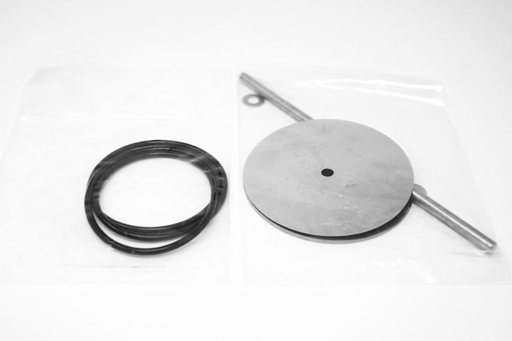 o-ring and metal disc